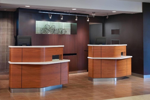 Courtyard by Marriott Raleigh Midtown image 2