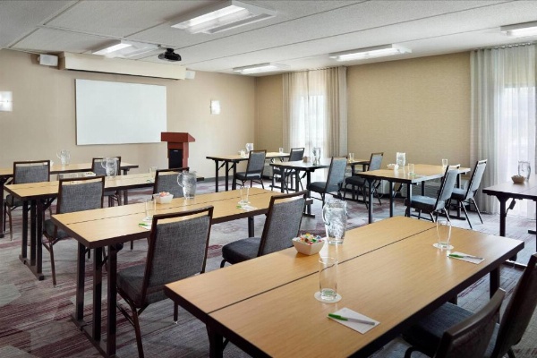 Courtyard by Marriott Raleigh Midtown image 22